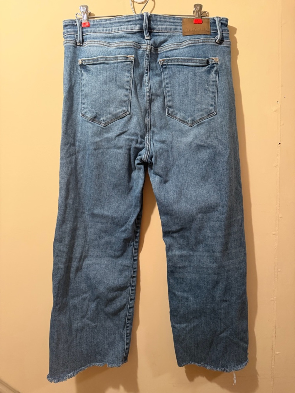 Judy Blue Wide Leg Raw Hem Jeans Women’s Size 15/32 - Picture 4 of 4